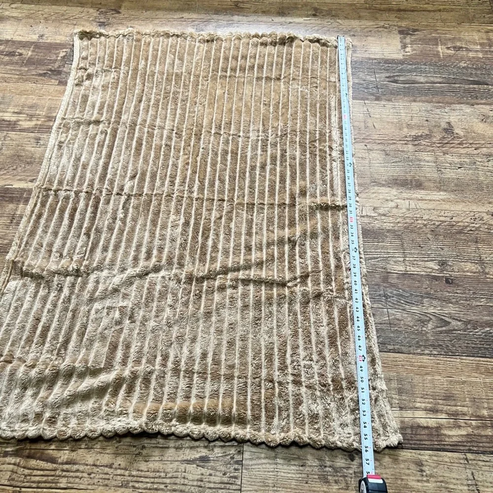 Rustic Rooster Tan Ribbed Plush Lap Blanket Toddler Throw Baby Blanket NEW Soft